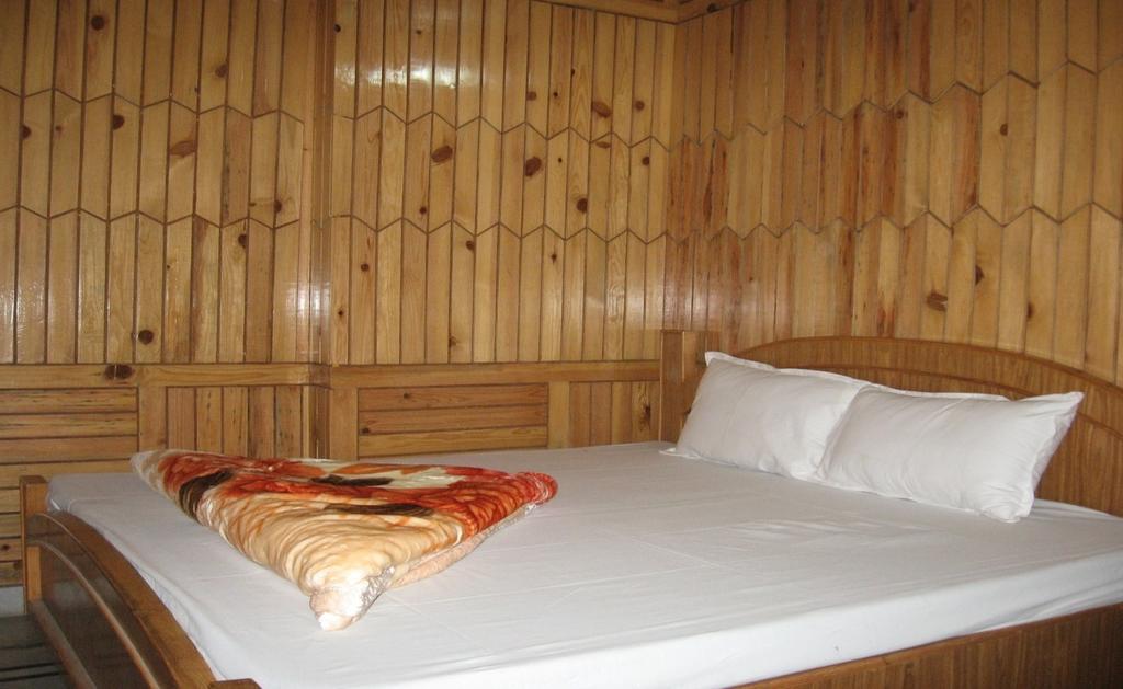 Hotel Arsh International Nainital Bilik gambar