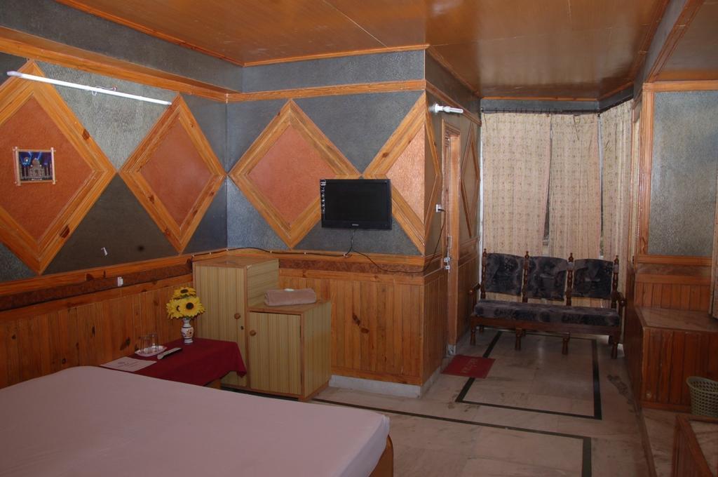 Hotel Arsh International Nainital Luaran gambar